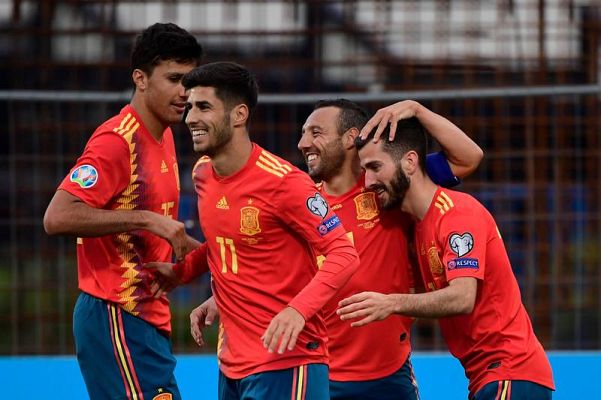 Telediario 1 - España, a ganar a Suecia y marcharse de vacaciones con pleno de victorias