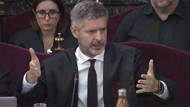 El abogado de Junqueras: "Se est� confundiendo la desobediencia con la rebeli�n"