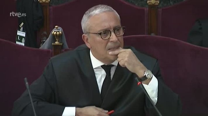 Informativo 24h - El abogado de Forn asegura que el Govern no declaró la independencia y que entregó el poder con el 155