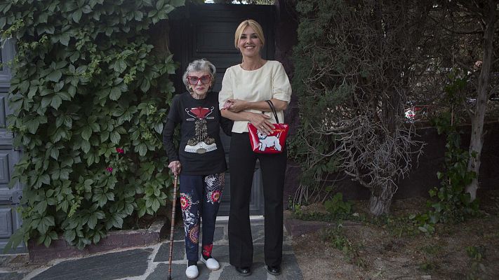 Cena con mamá - América, la madre de Alaska, nos enseña su casa