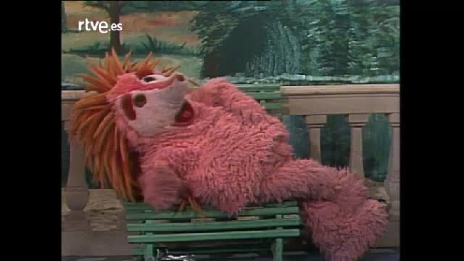 Cachito entero de Espinete - Un erizo como yo (Barrio Sésamo, 1985)