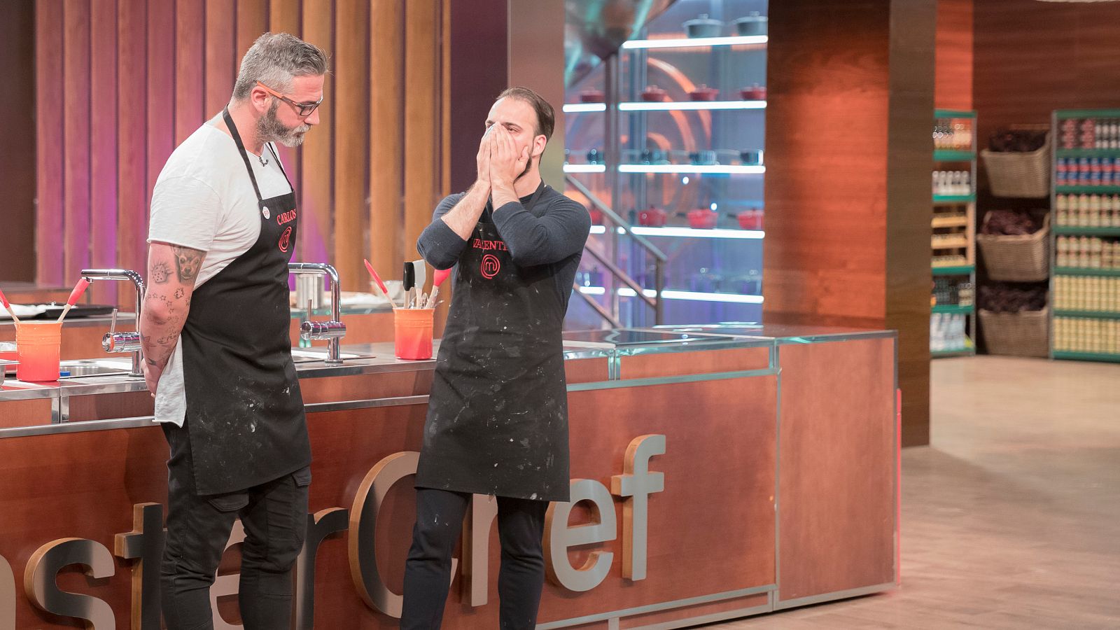 Carlos se queda a las puertas de la final y abandona los fogones de MasterChef