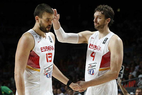 Telediario 1 - Los hermanos Gasol hacen historia en la NBA