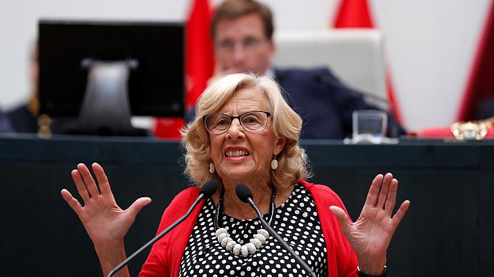 Carmena se despide con un alegato a favor del feminismo y la democracia