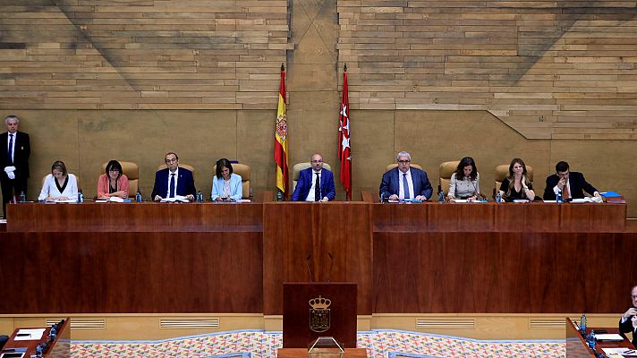 Telediario 1 - La constitución de los gobiernos municipales arroja pistas sobre la futura formación de los gobiernos autonómicos