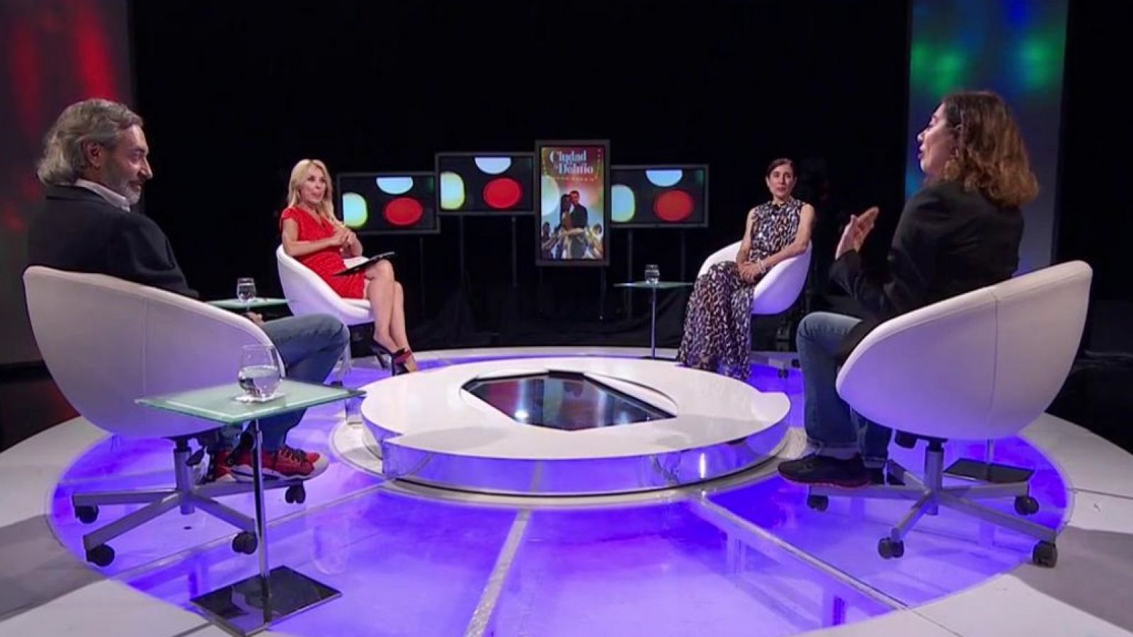 Versión española - Ciudad Delirio (coloquio) - ver ahora