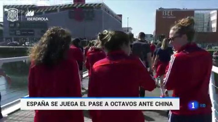 La selección española quiere lograr un pase histórico a octavos ante China