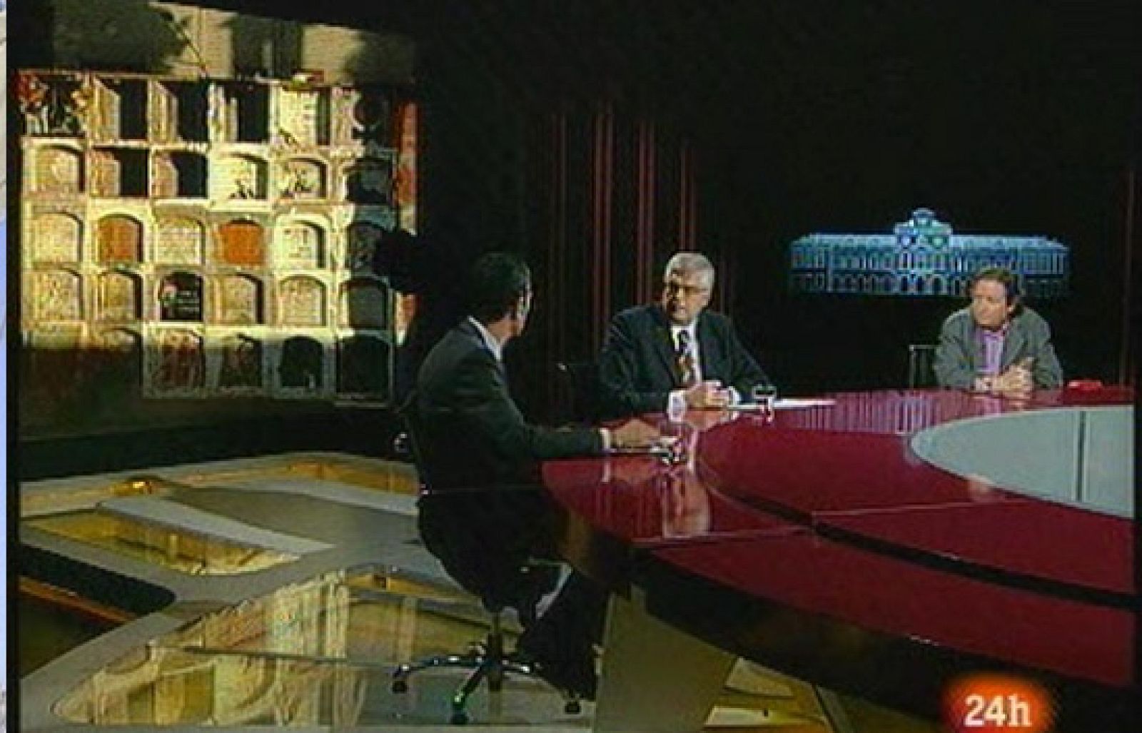 Aquí parlem - La Llei de fosses comunes - Aquí parlem | Veure