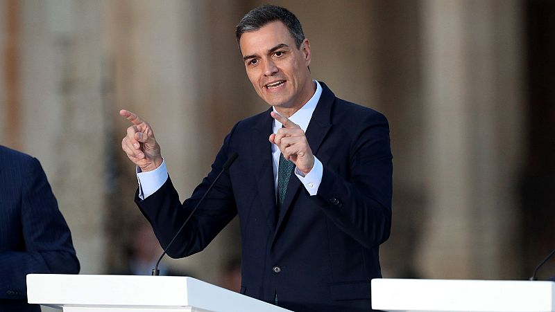Sánchez descarta ministros de Podemos en el futuro Gobierno y le ofrece cargos intermedios