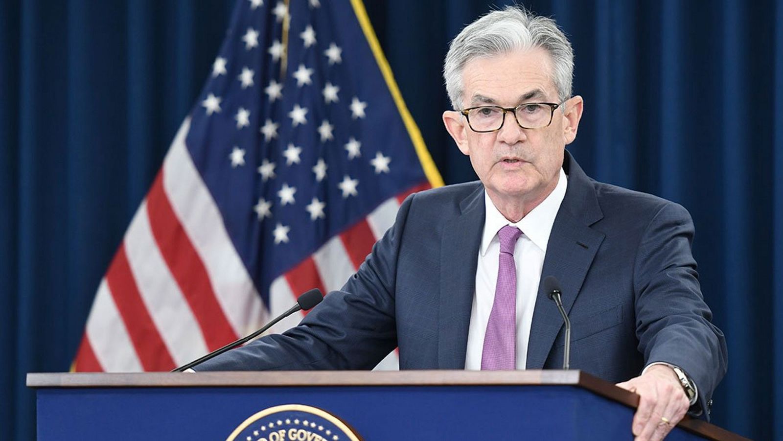 La Fed mantiene los tipos de interés aunque avisa del crecimiento de la "incertidumbre" sobre la economía