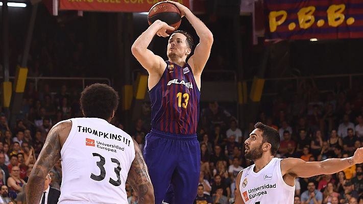  - El Barcelona vence al Real Madrid en el Palau y fuerza el cuarto partido (78-77)