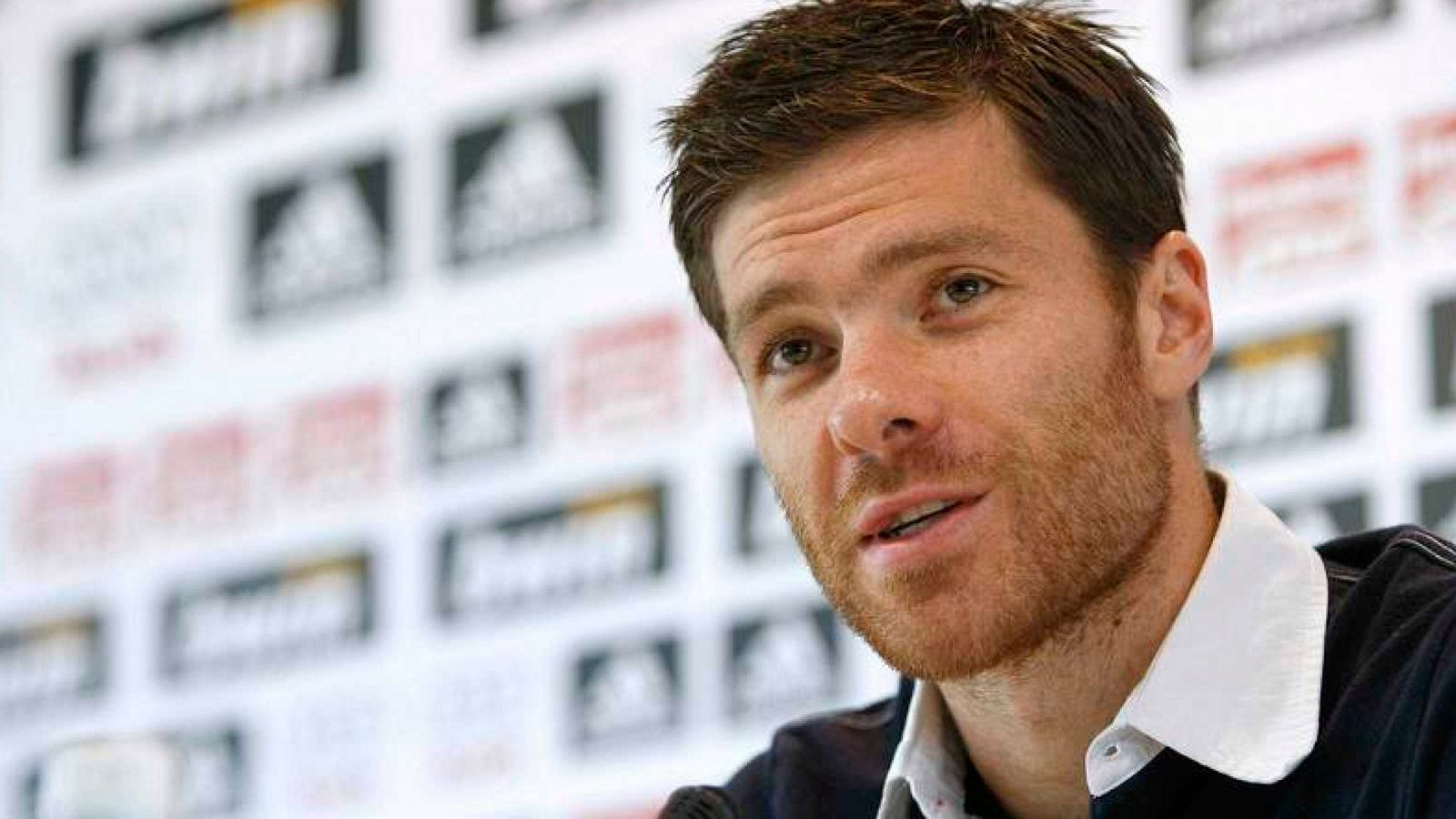 La Fiscalía ha presentado una segunda querella contra el exfutbolista del Real Madrid Xabi Alonso por la supuesta comisión de un delito fiscal durante el ejercicio 2013 al defraudar presuntamente a Hacienda 572.008 euros.