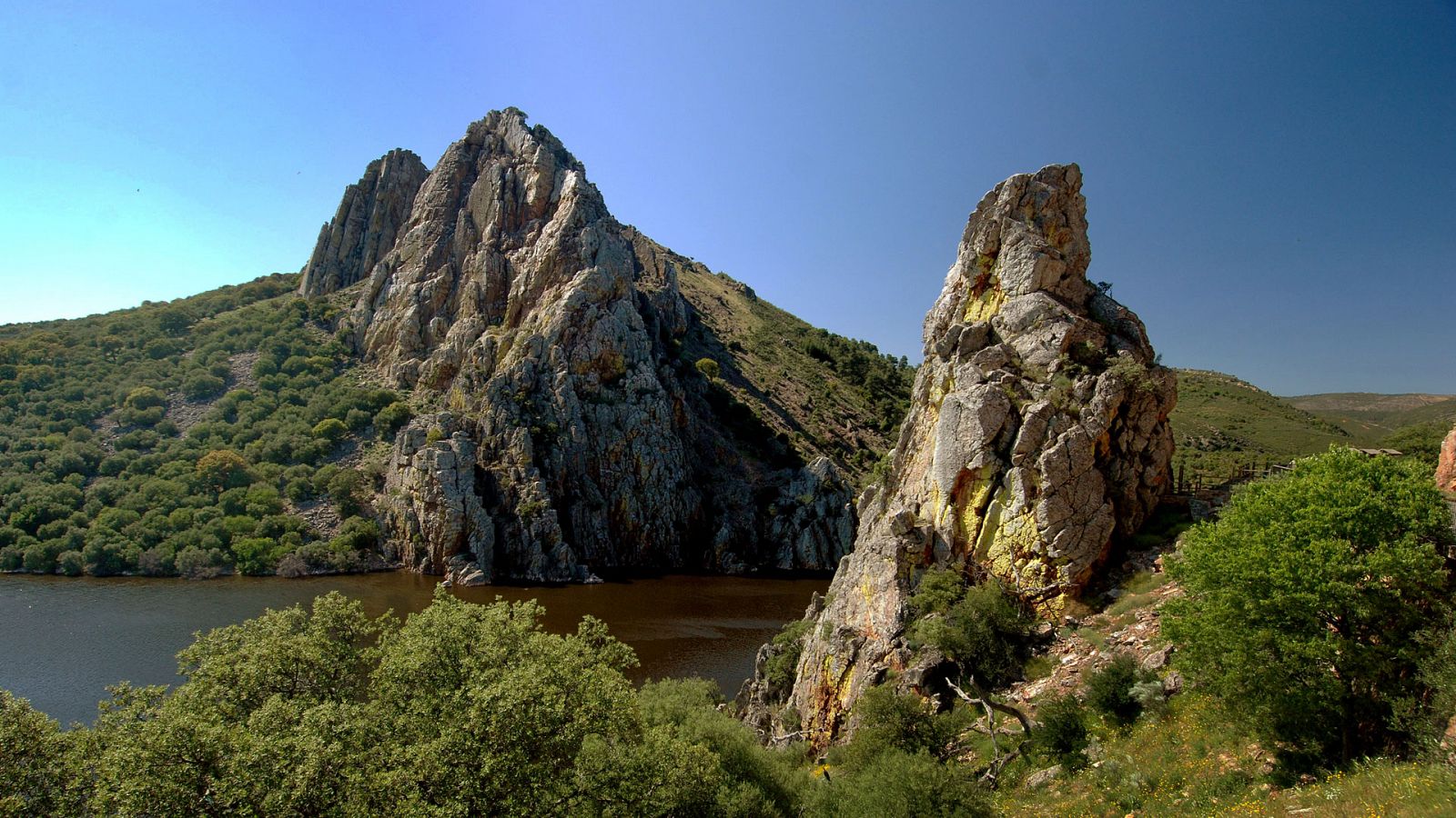 El tiempo: Subida generalizada de las temperaturas, con especial notoriedad en la mitad norte peninsular | RTVE Play