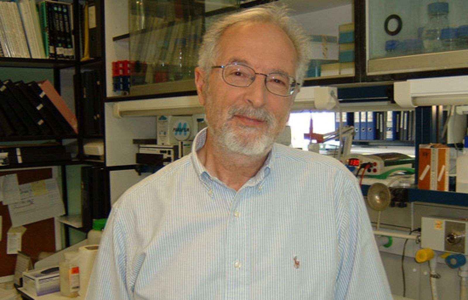 tres14 - Virus - tres14 | Ver