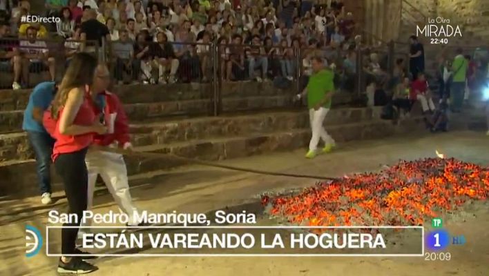 Paso del fuego de San Pedro Manrique (Soria)