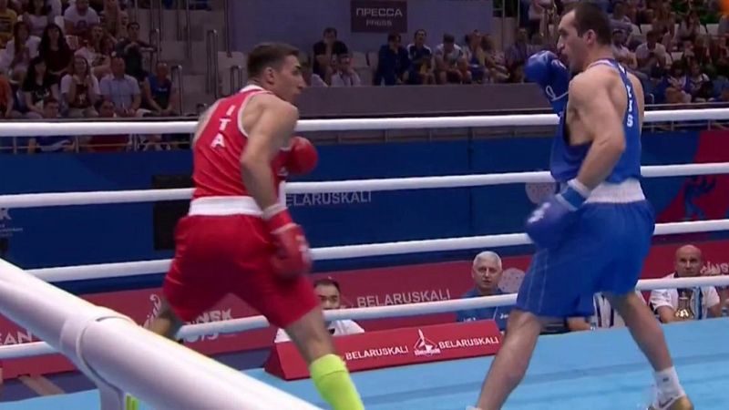 Sin programa: Boxeo 1/4 Final | RTVE Play