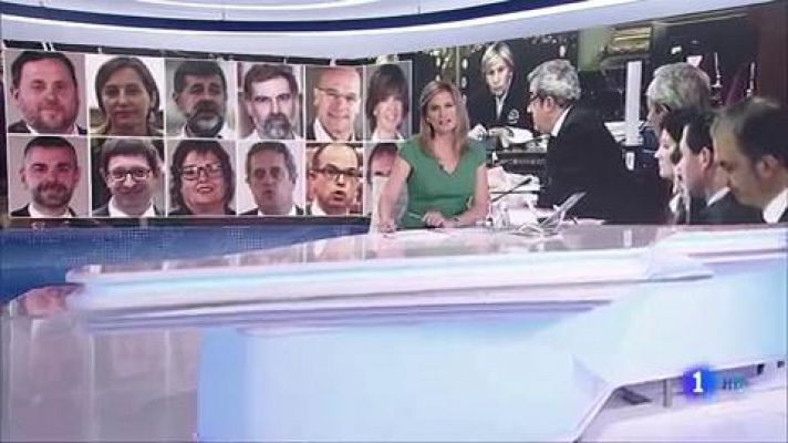 Telediario 1 - Los presos del 'procés' ya están en cárceles catalanas y Torra vuelve a pedir su libertad inmediata