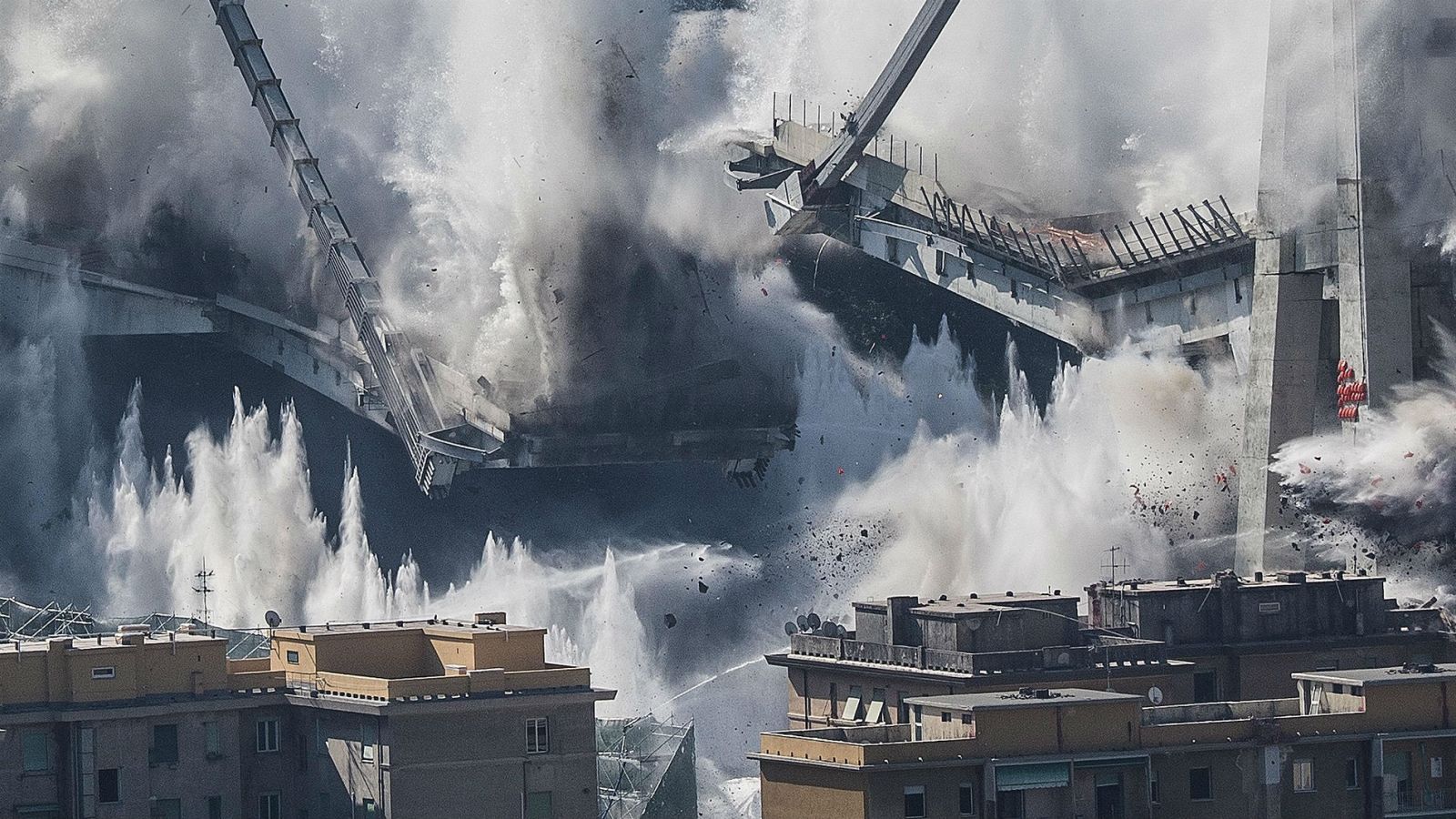 Italia - Demolido el puente de Génova cuyo derrumbe causó 43 muertos - RTVE.es