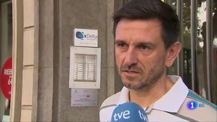 Telediario 1 - El grueso de los comercios inician las rebajas