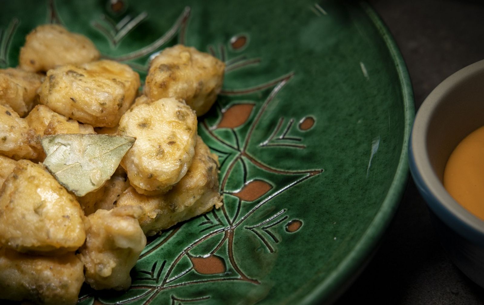 "Cazón en adobo" de Dani García | Ver