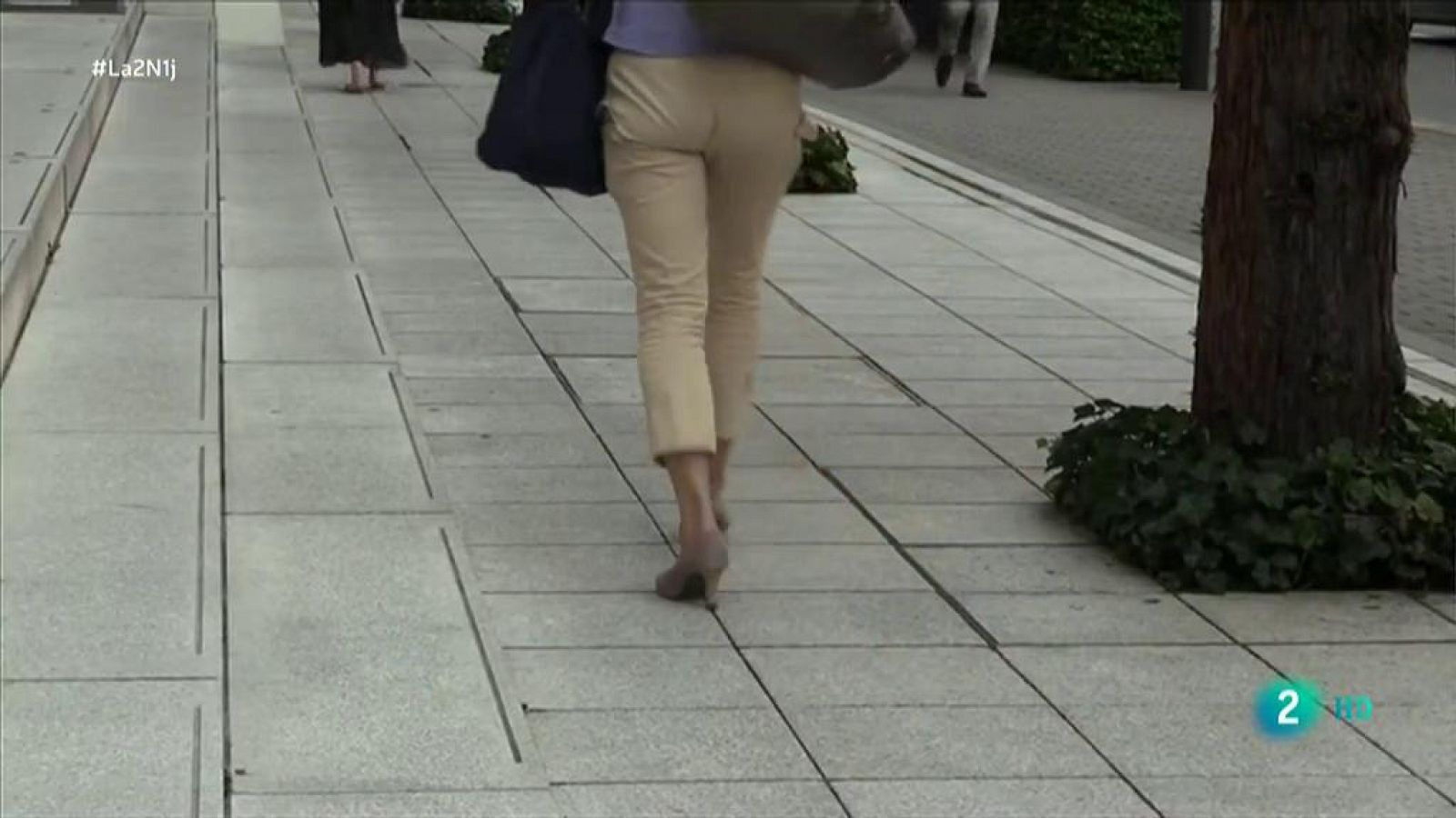 Los japoneses declaran la guerra a los tacones