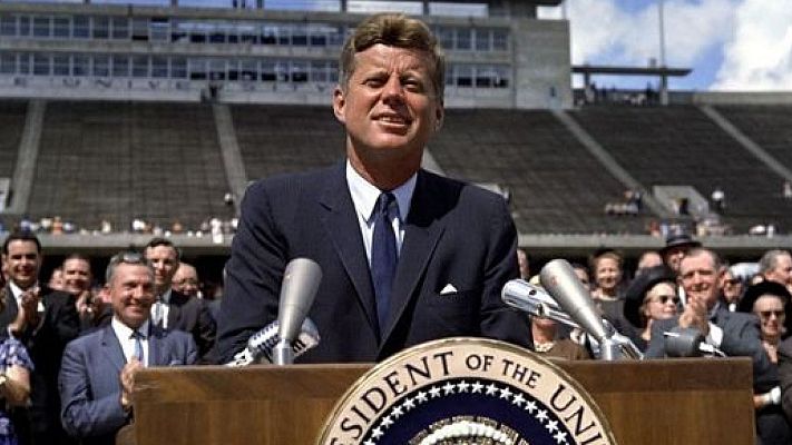  - Kennedy: "Elegimos ir a la Luna"