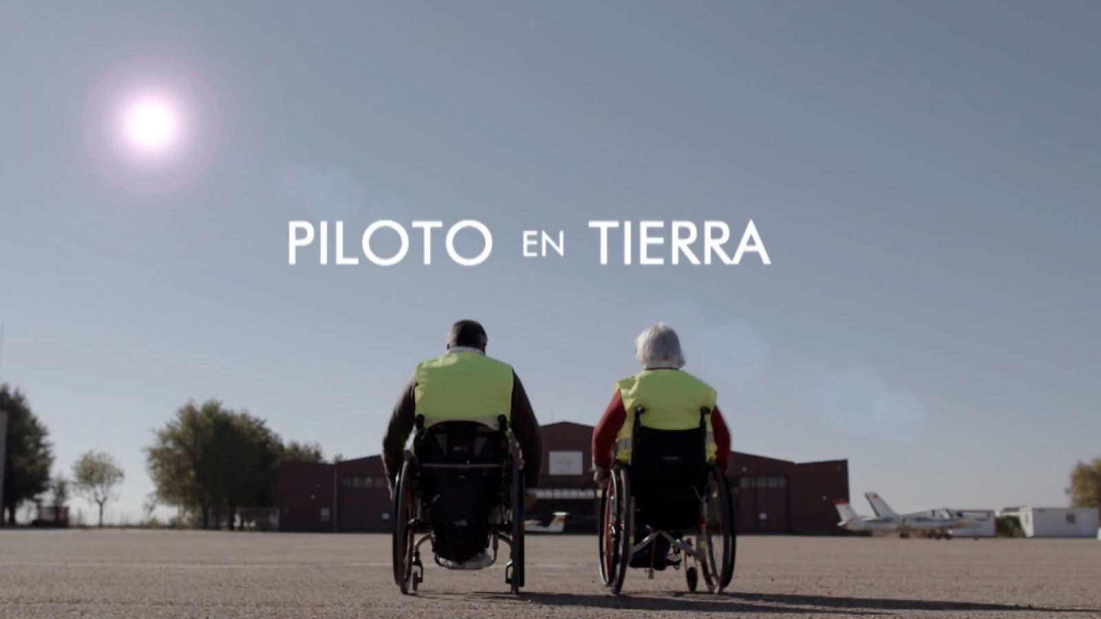 De seda y hierro - Piloto en tierra - Lengua de signos