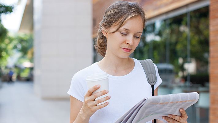 Telediario 1 - La percepción sobre la política y los políticos es la peor desde 1985