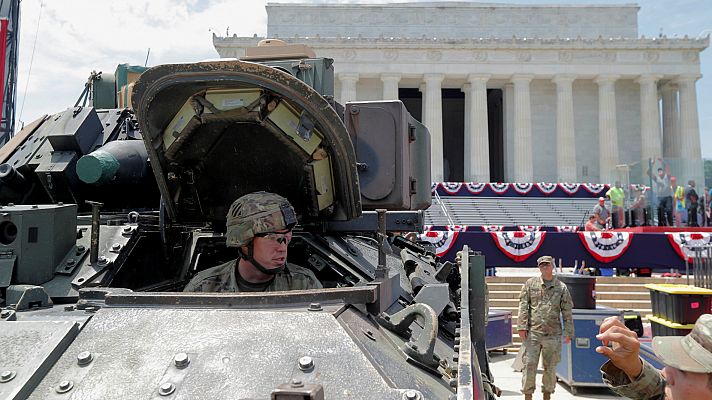 Trump celebra el 4 de julio con un desfile militar