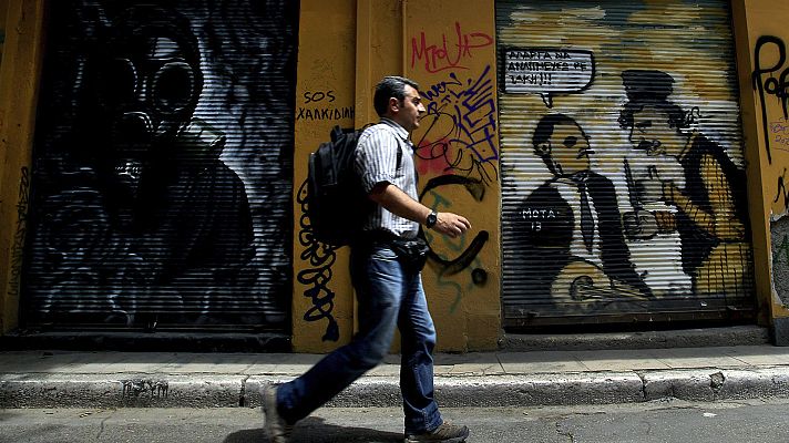 Telediario 1 - Grecia crece al 2% tras ocho años de crisis