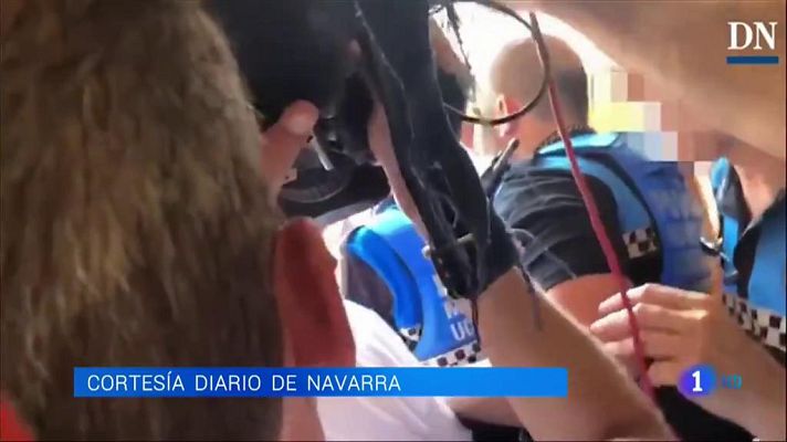 Telediario 1 - En el ayuntamiento de Pamplona se han vivido momentos de tensión