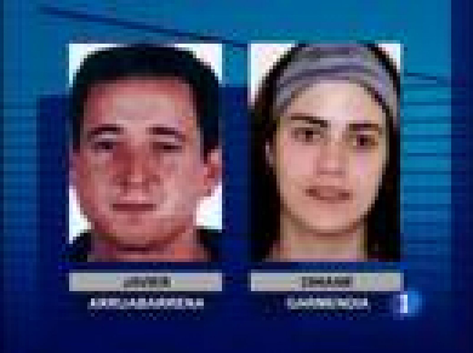 La policía francesa sigue registrando la casa en la que ha detenido a los presuntos etarras Ohiane Garmendia y Javier Arruabarrena | Ver