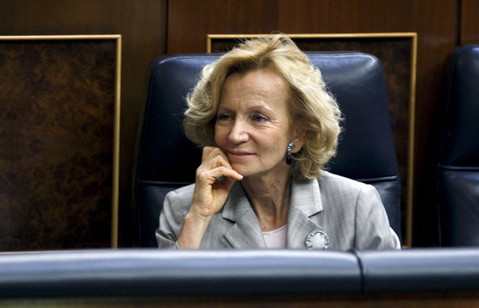 Ha conseguido superar este primer paso de los Presupuestos del Estado con más respaldo del esperado gracias a los votos favorables del grupo socialista, Coalición Canaria y UPN, y a las abstenciones de CiU, Izquierda Unida/Iniciativa Per Cataluña, BNG y Nafarroa Bai.