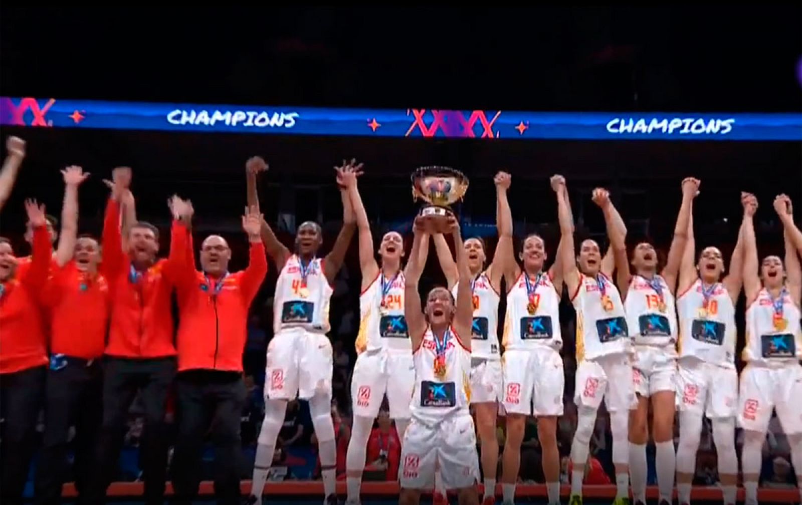 Eurobsket 2019 | España recibe el título de campeona