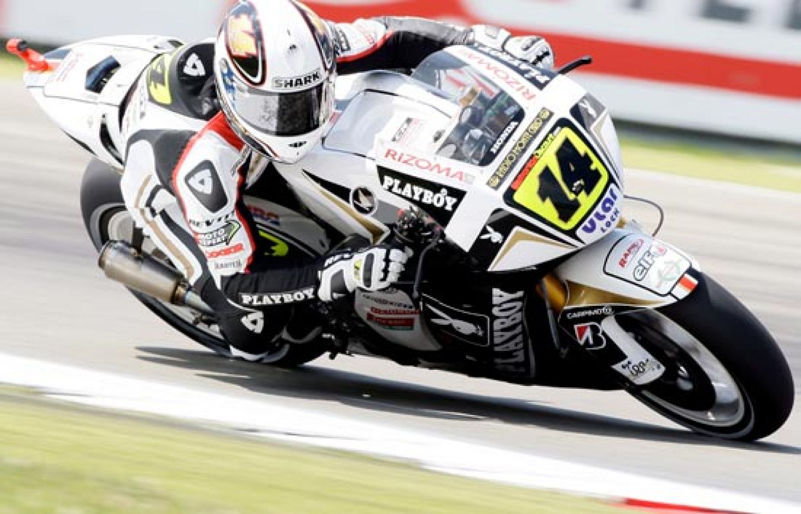 De Puniet se cuela en el 'pique'