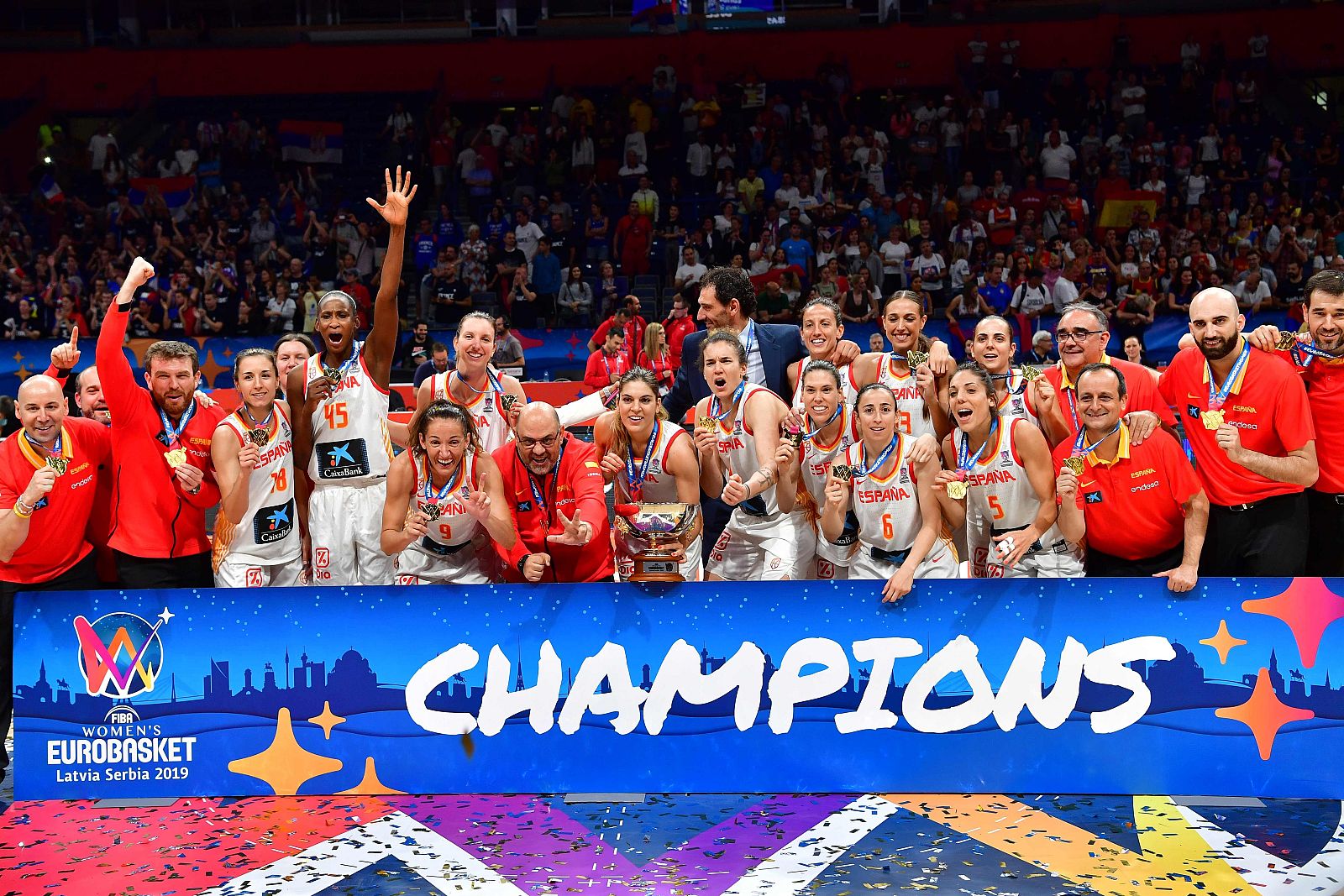 España sigue haciendo historia en el baloncesto femenino