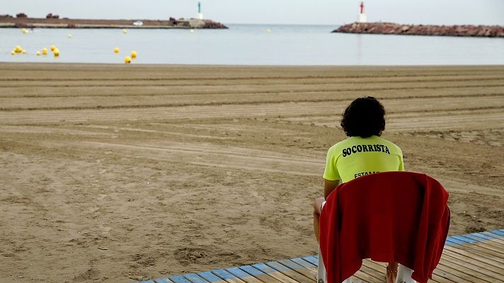 La presencia de bacterias fecales obliga a cerrar varias playas en Valencia