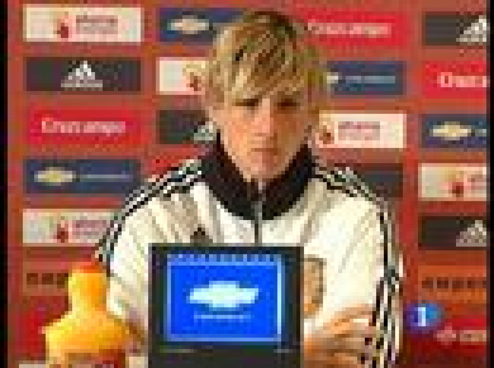 Fernando Torres confía en que la derrota frente a Estados Unidos en las semifinales de la Copa Confederaciones sirva de lección a la selección española para el Campeonato del Mundo del próximo año en Sudáfrica