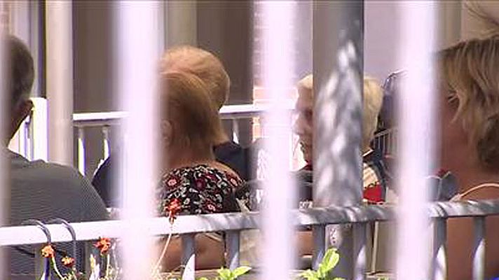 Telediario 1 - Clausurada una residencia en Soto del Real por su estado