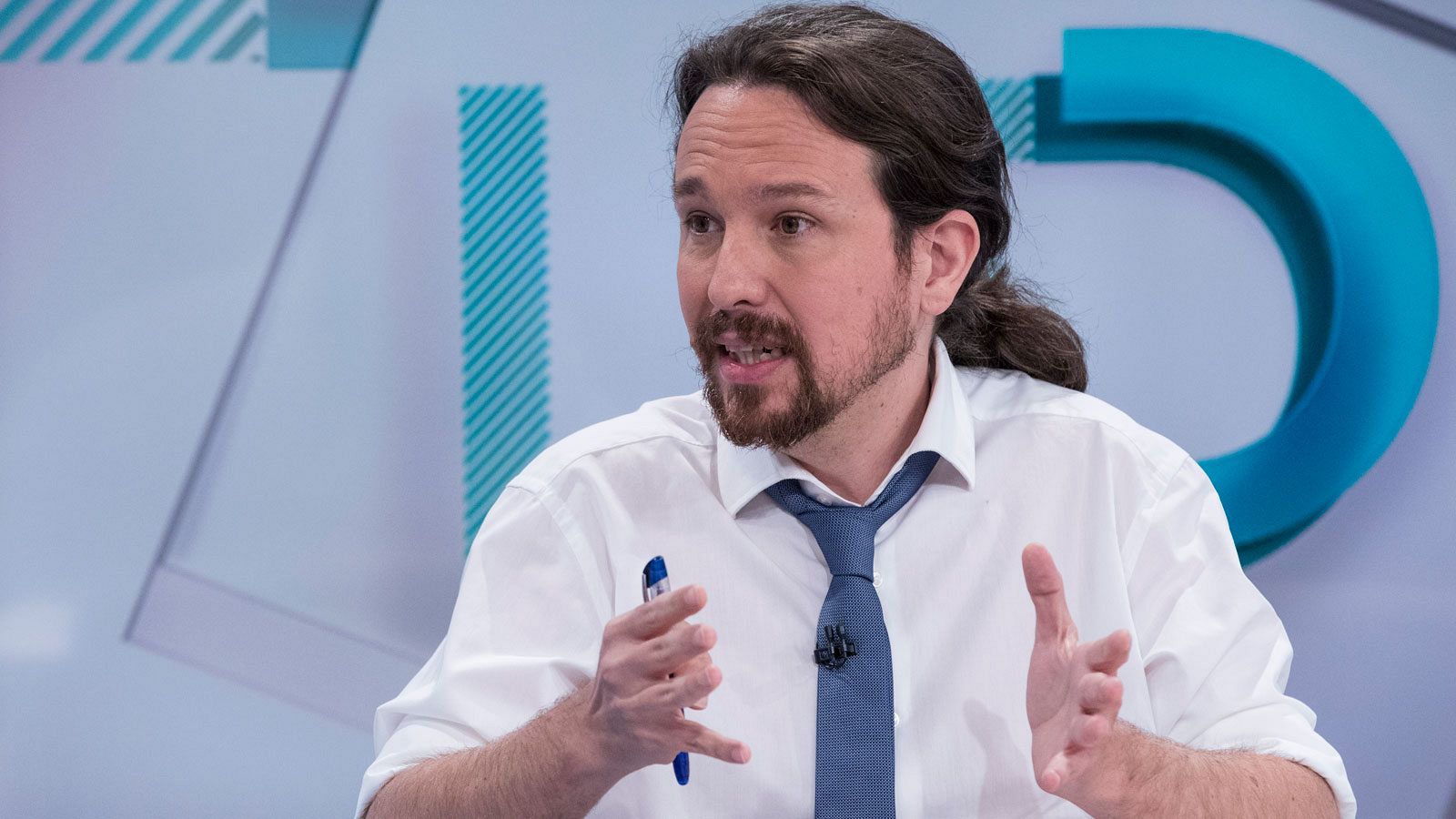 Iglesias, rechaza la entrada de ministros de Podemos sin perfil político: "Entre socios tenemos que respetarnos"