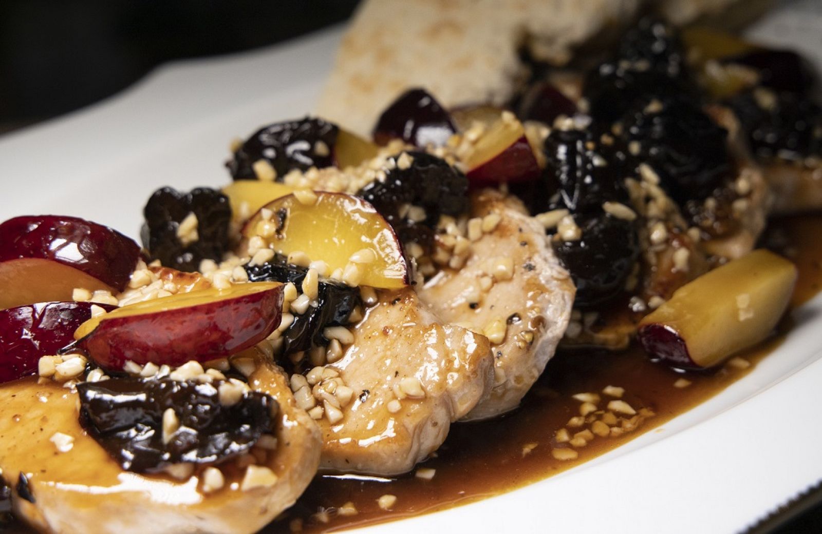 "Lomo de cerdo con ciruelas" de Dani García | Ver