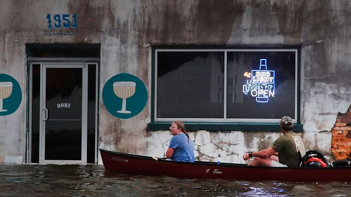 El huracán Barry se debilita a tormenta tropical tras tocar tierra en la costa sur de Luisiana