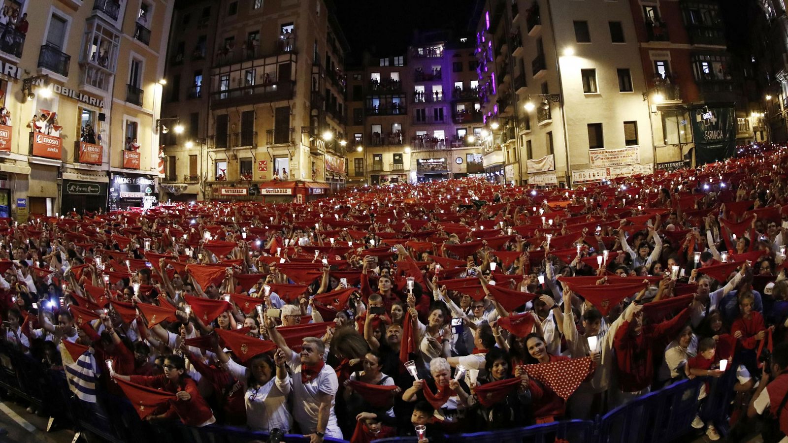 Sanfermines 2019: Pamplona despide los Sanfermines con el 'Pobre de mí' - RTVE.es