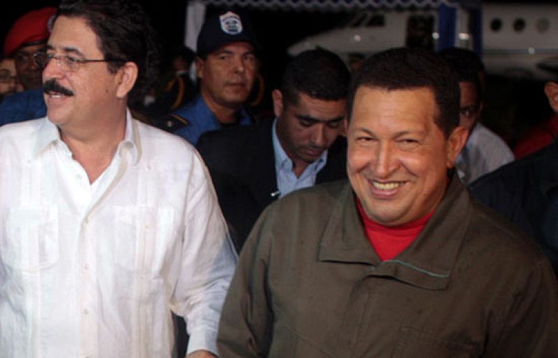  Los líderes de la Alianza Bolivariana para las Américas (ALBA) exhortan a los hondureños a levantarse contra los golpistas, que han depuesto al hasta ahora presidente Manuel Zelaya.