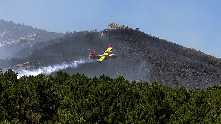 Telediario 1 - Controlados los incendios de El Barraco (Ávila) y Robregordo (Madrid) y estabilizado el de Terque (Almería)
