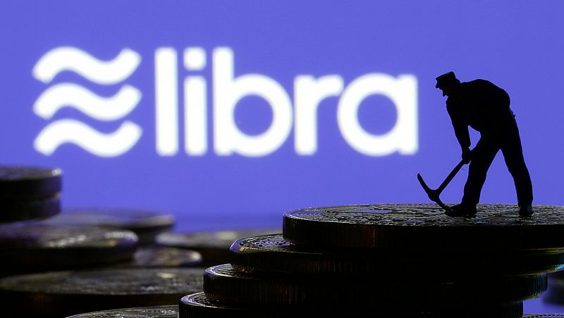 Facebook paraliza el lanzamiento de su criptomoneda  'libra' hasta tener la autorización  necesaria