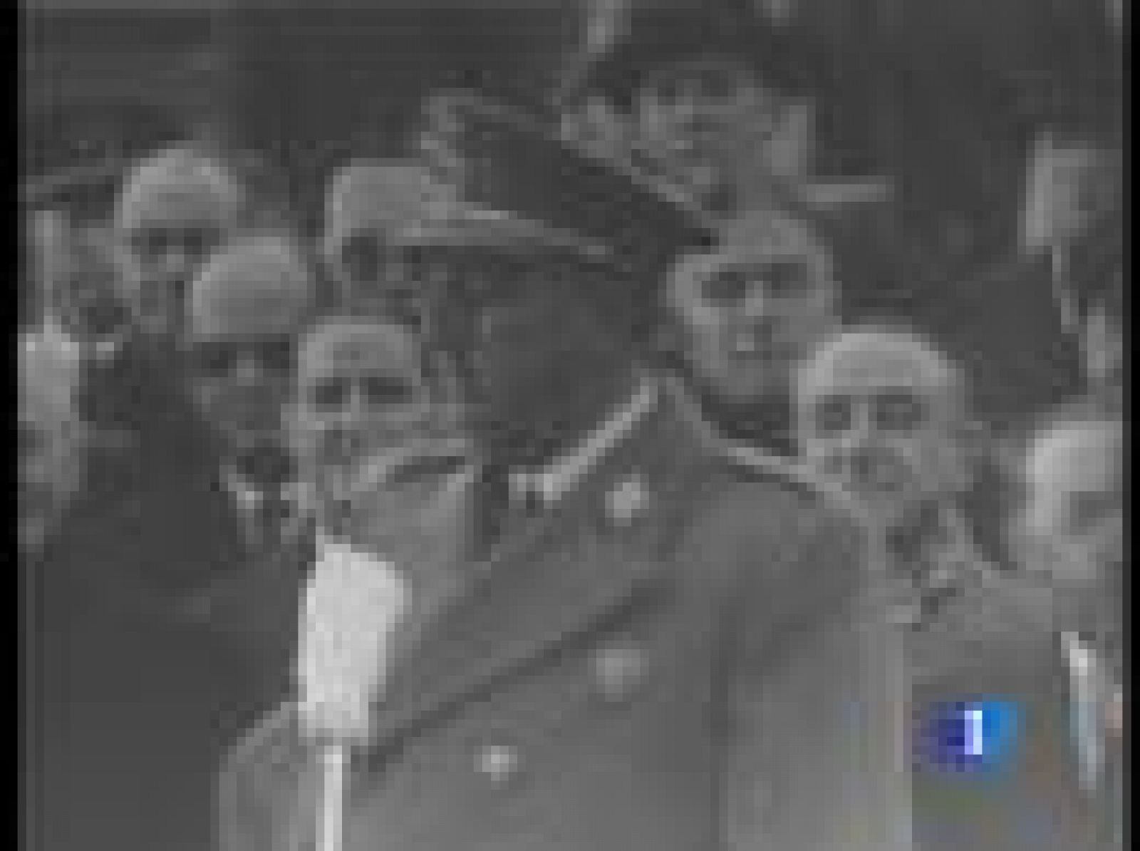 El Ayuntamiento de Madrid ha retirado hoy a Franco todos los honores que le concedió durante la dictadura | Ver