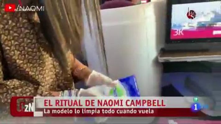 El ritual de Naomi Campbell cuando se sube a un avión