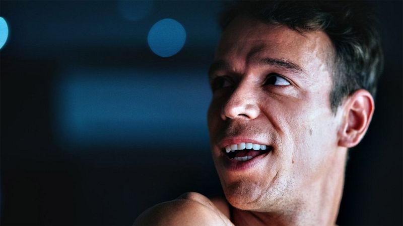 El ciclista colombiano del Education First está esperanzado con llegar al podio de los Campos Elíseos de París.