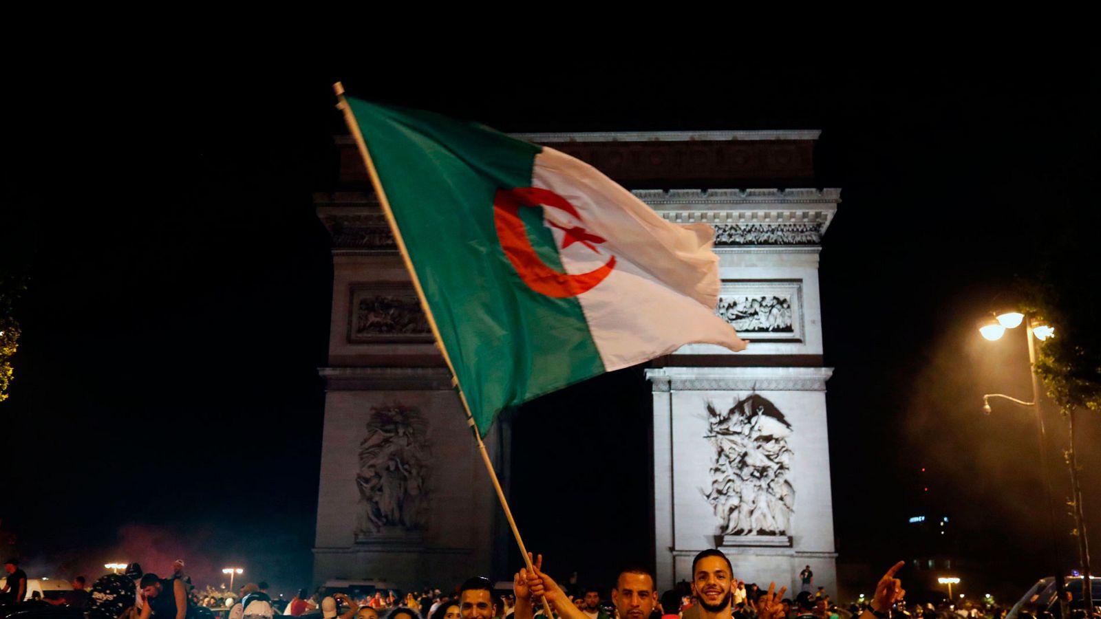 Locura en Francia y Algeria por la victoria en la Copa de África